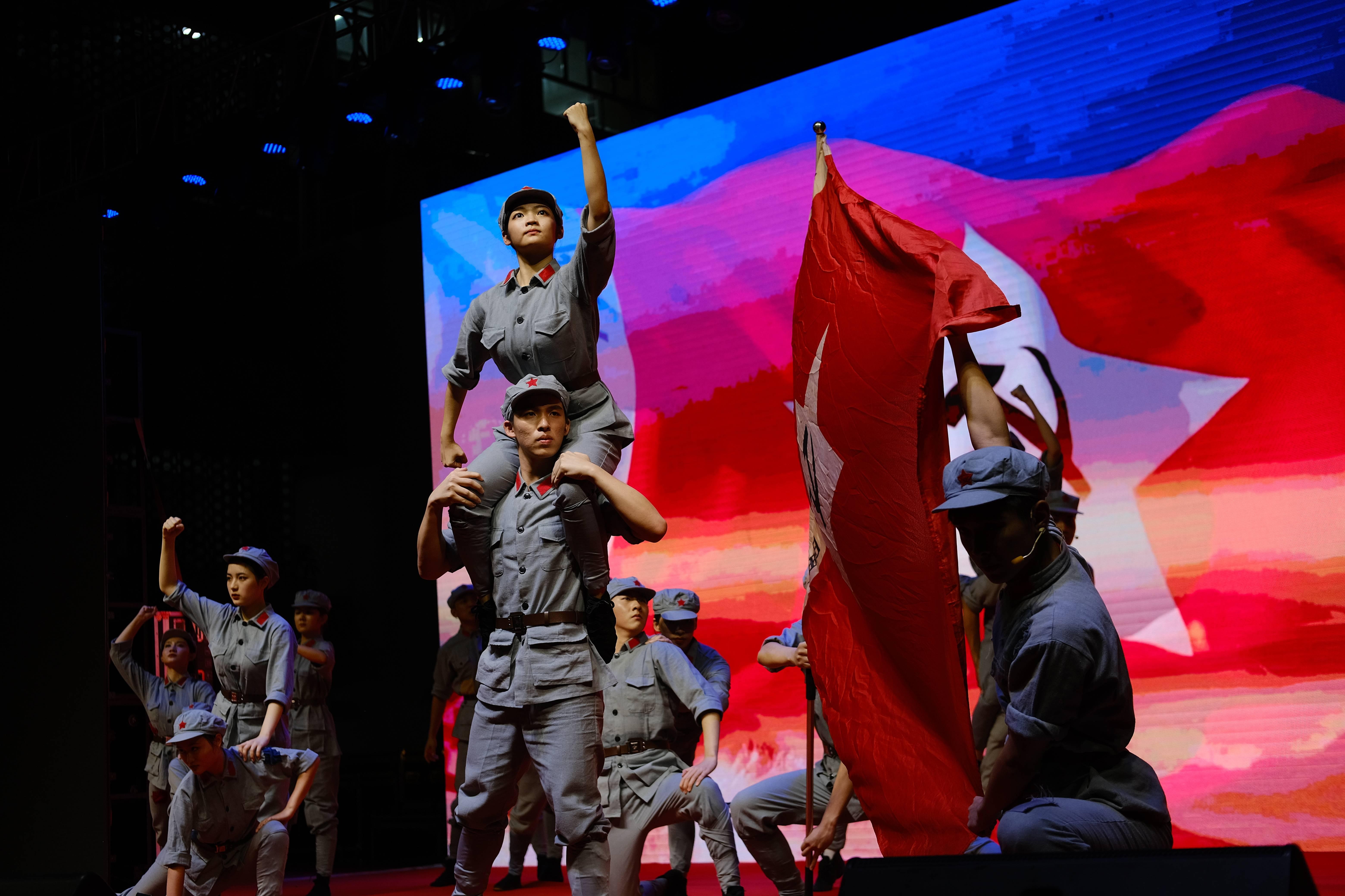 喜報：深圳大學原創舞臺講演劇《親愛的紅軍》榮獲第十七屆 “挑戰杯”競賽紅色專項活動國獎